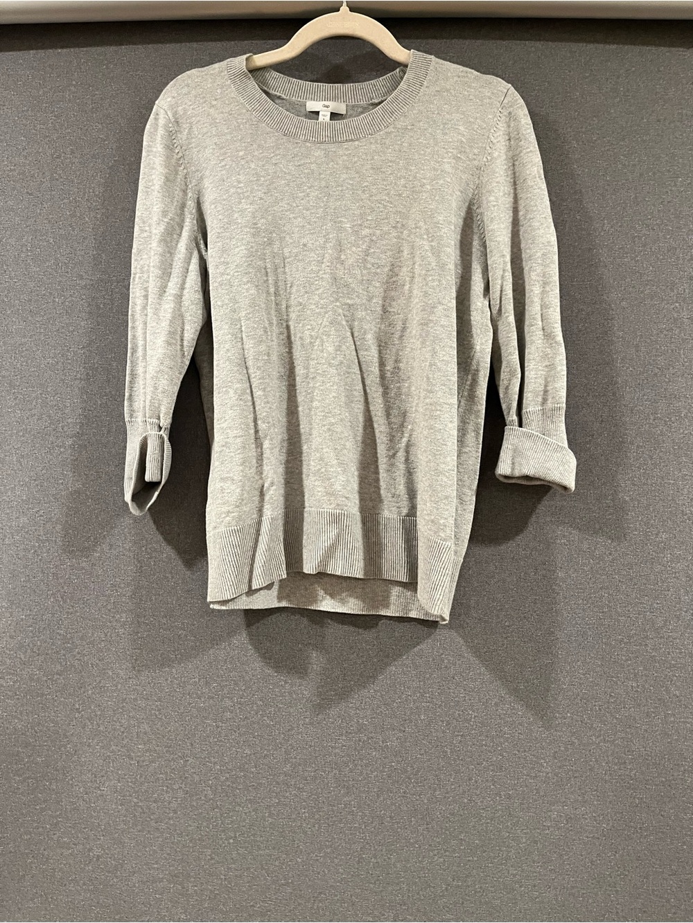 GAP Light Gray Crewneck Knit Pullover
